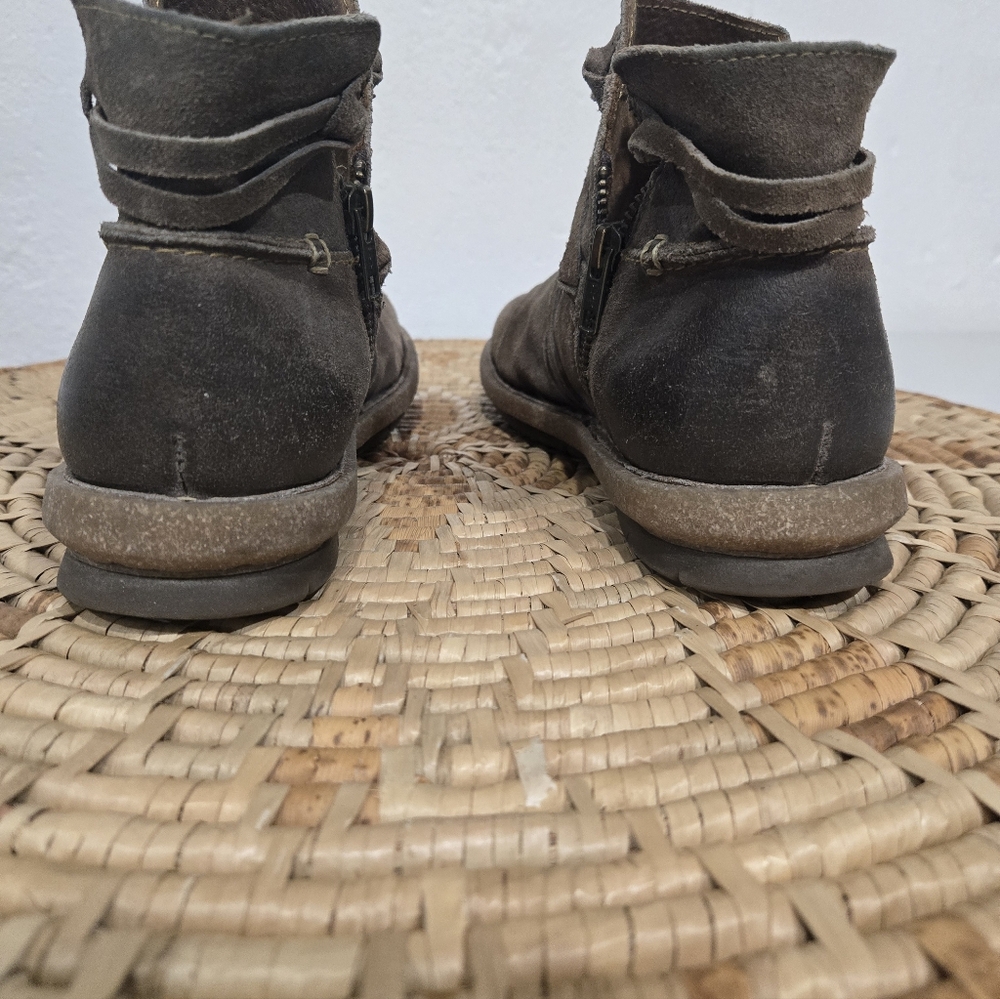 Born Tarkiln Brown Oiled Leather Chukka Ankle Boots 9.5 - Picture 4 of 7